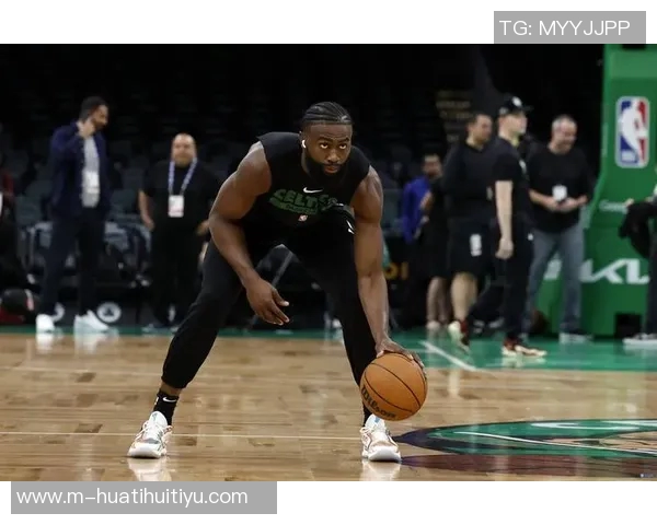 杰伦布朗承认失利责任在我直言为球队表现不佳感到愧疚