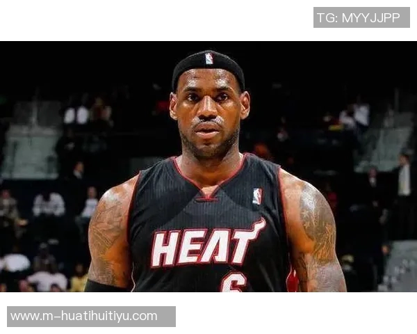 热火詹姆斯化身黑化战士狂砍内线无人能挡