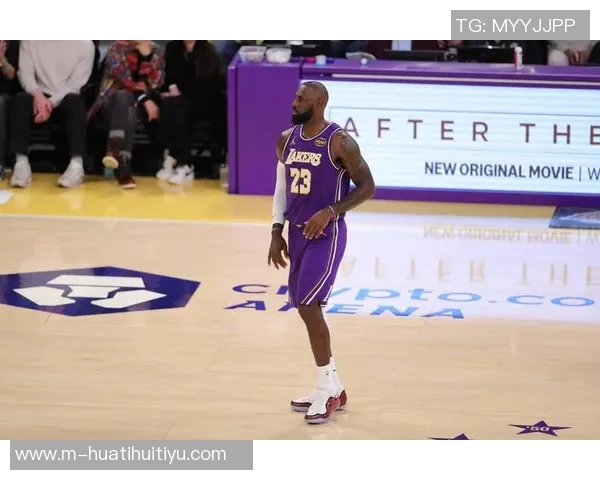 詹姆斯状态回暖表现抢眼沃西赞其活力十足贡献19分15板8助3帽