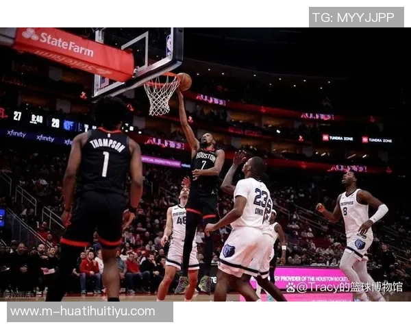 小米切尔助攻12次展现控卫实力努力帮助队友轻松得分