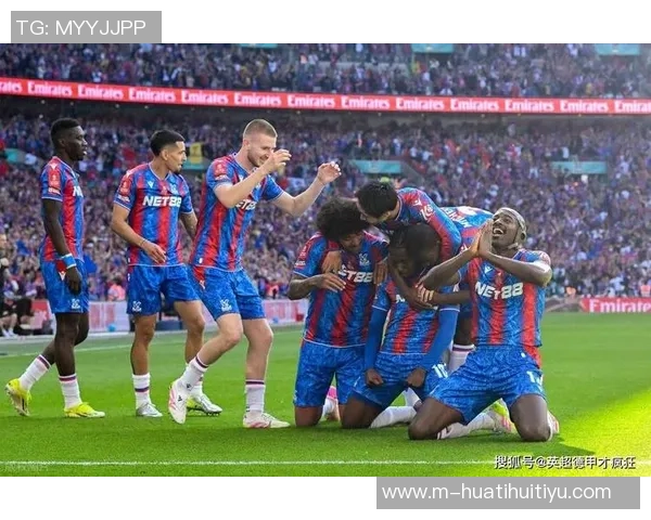 瑞天空报道：格拉斯纳渴望执教拜仁水晶宫新合同或含解约条款